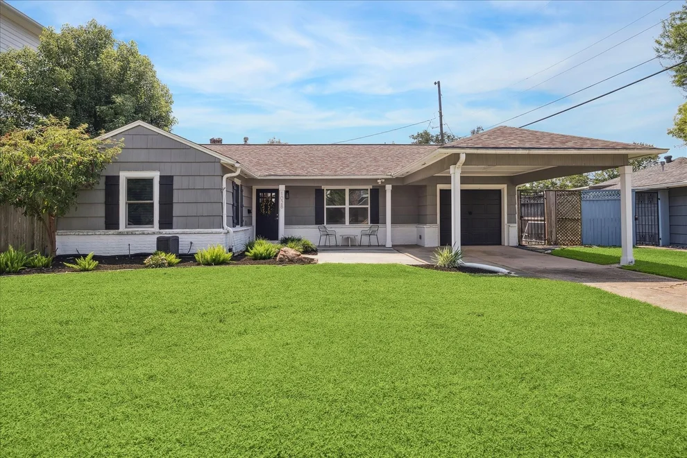 Unit for sale at 1028 Waltway Drive, Houston, TX 77008