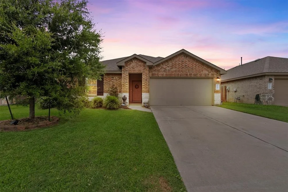 Unit for sale at 3242 Specklebelly Drive, Baytown, TX 77521