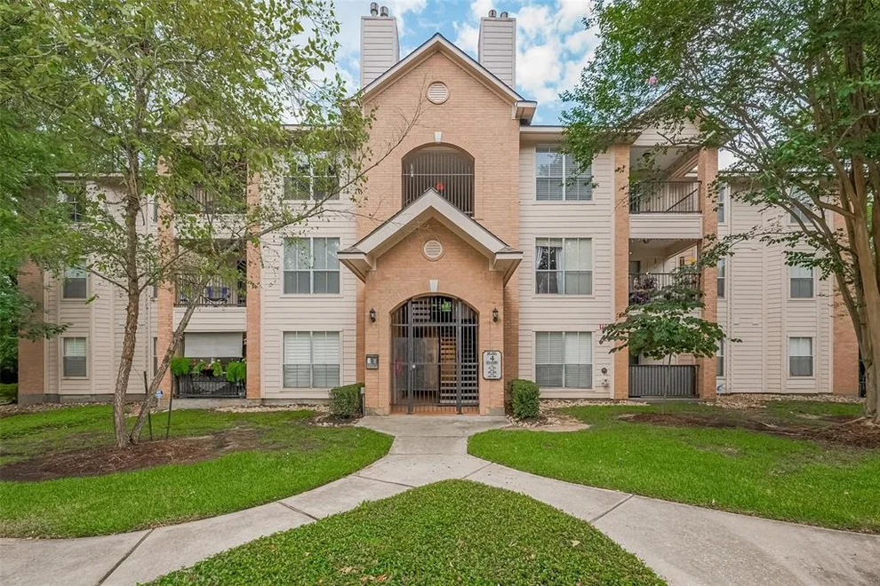 Unit for sale at 8051 Bay Branch Drive, Spring, TX 77382
