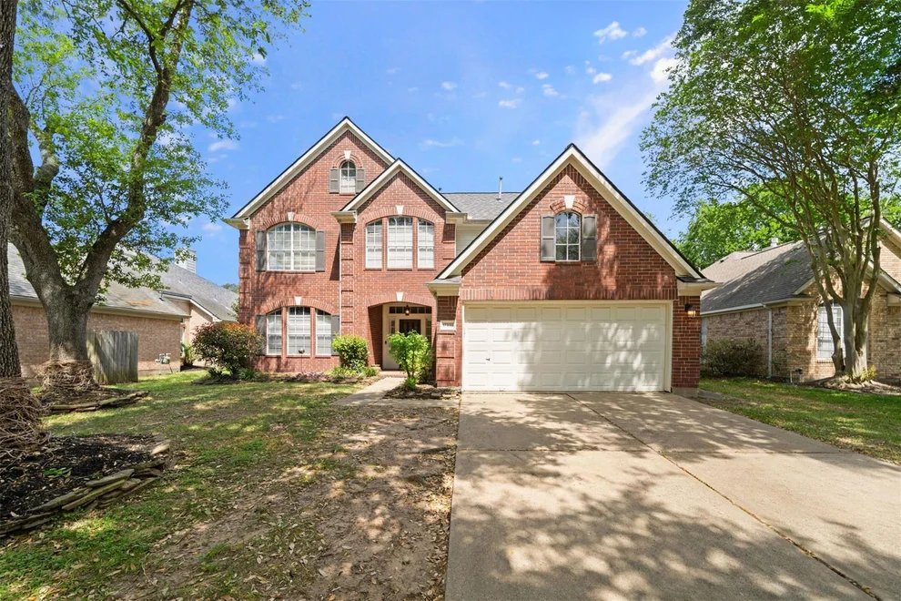 Unit for sale at 17338 Kiowa River Lane, Houston, TX 77095