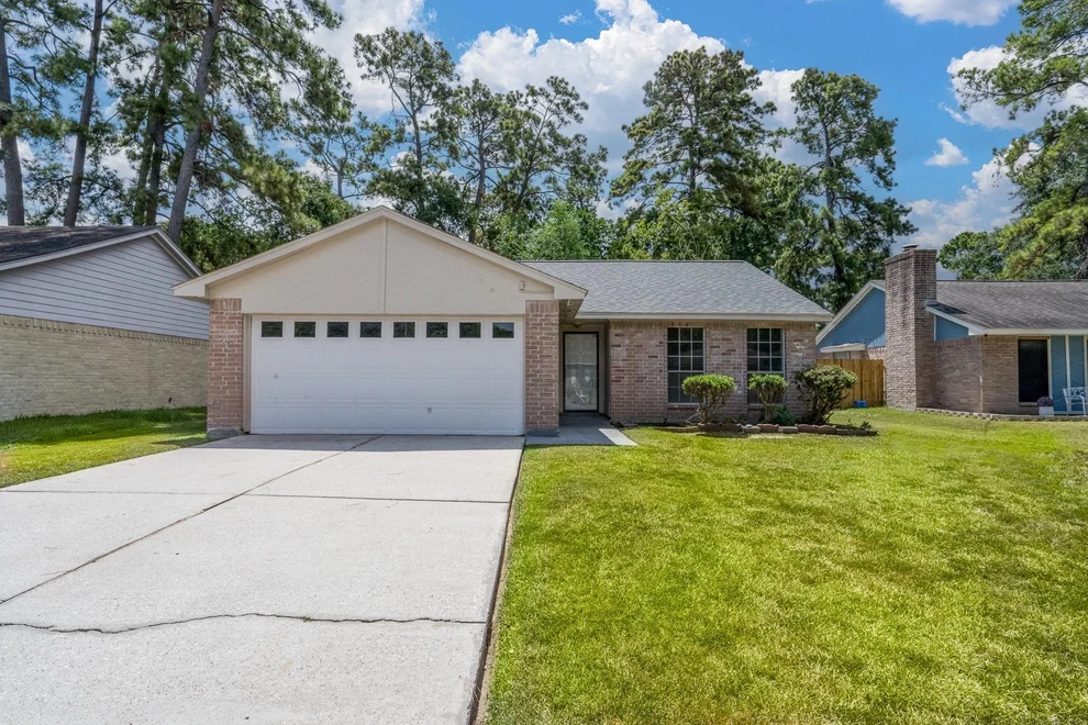 Unit for sale at 4526 Tylergate Drive, Spring, TX 77373
