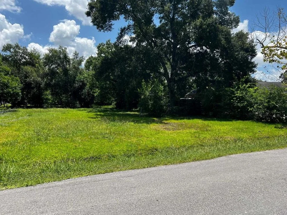 Unit for sale at 1115 Theresa Street, Houston, TX 77051