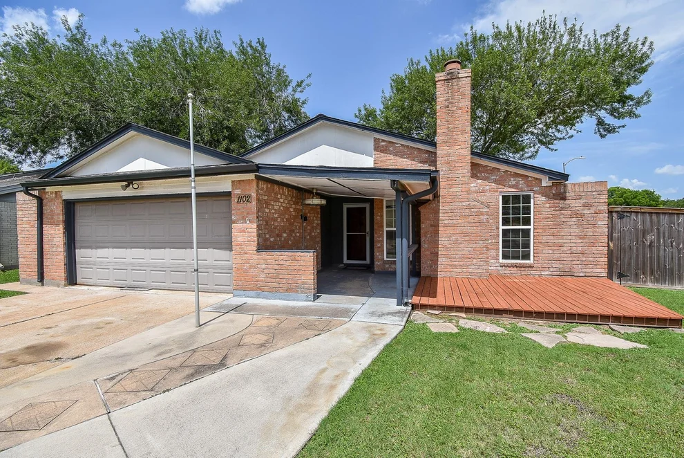 Unit for sale at 1102 Ashdale Drive, Sugar Land, TX 77498
