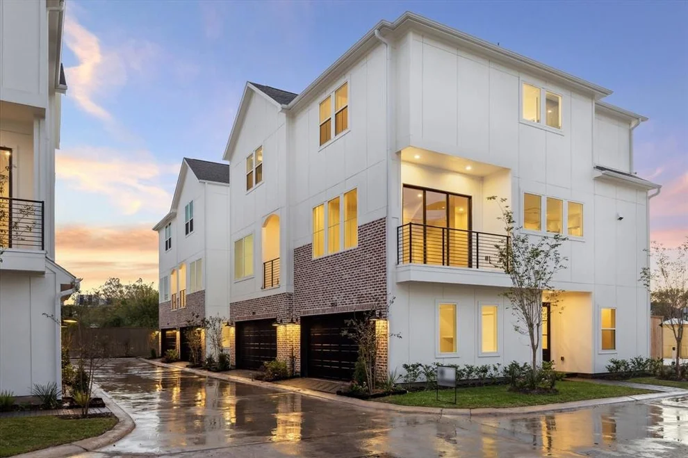 Unit for sale at 3027 Hicks Street, Houston, TX 77007