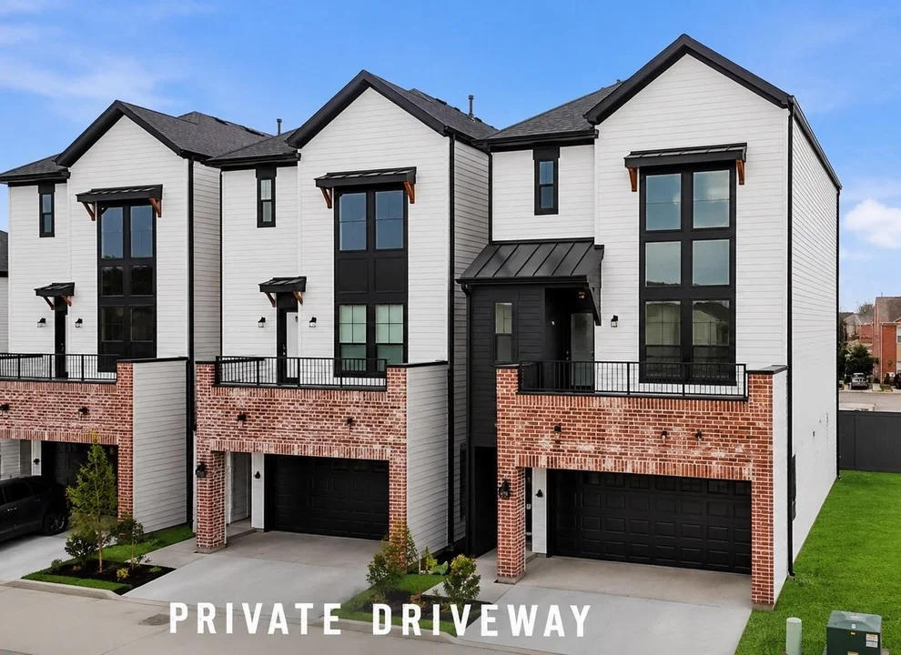 Unit for sale at 3510 Hamilton Heights, Houston, TX 77063