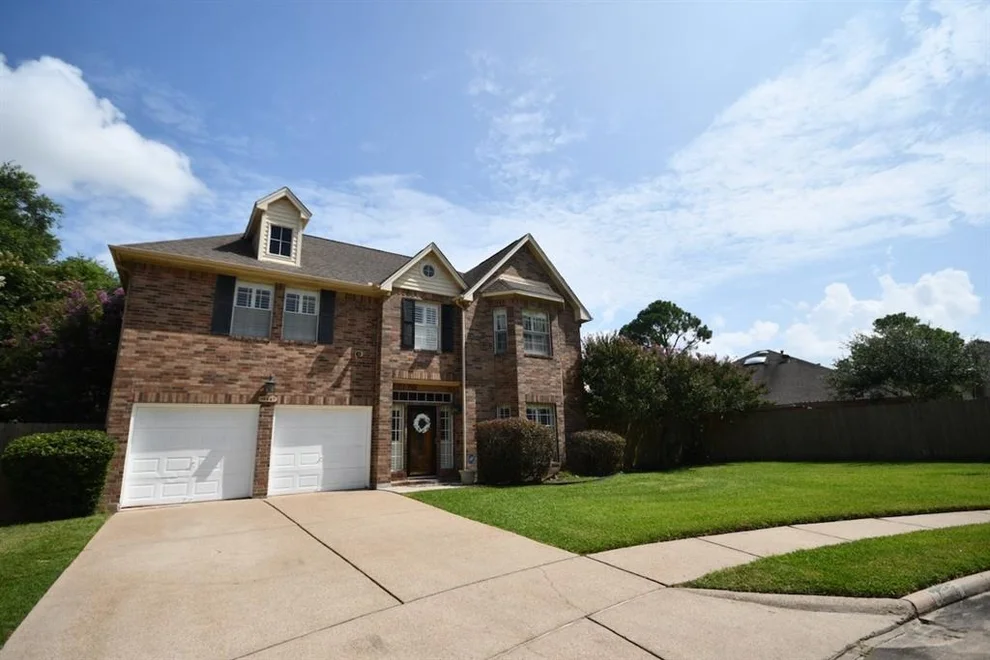 Unit for sale at 16447 Flint Run Way, Sugar Land, TX 77498