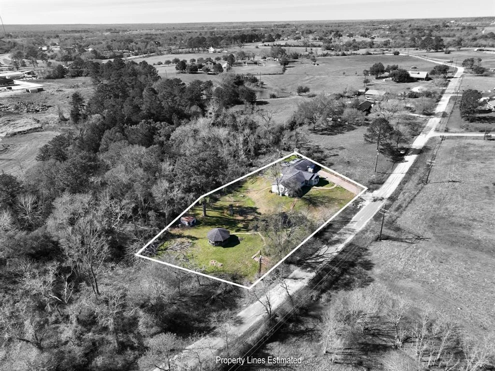 Unit for sale at 949 Fisher, Bellville, TX 77418