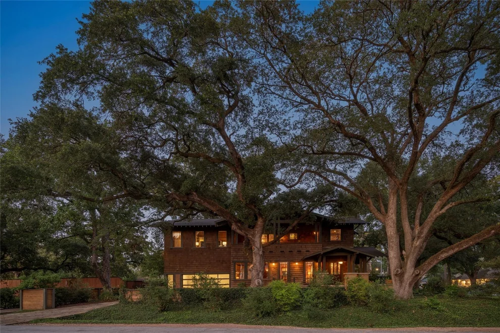 Unit for sale at 1090 Lamonte Lane, Houston, TX 77018