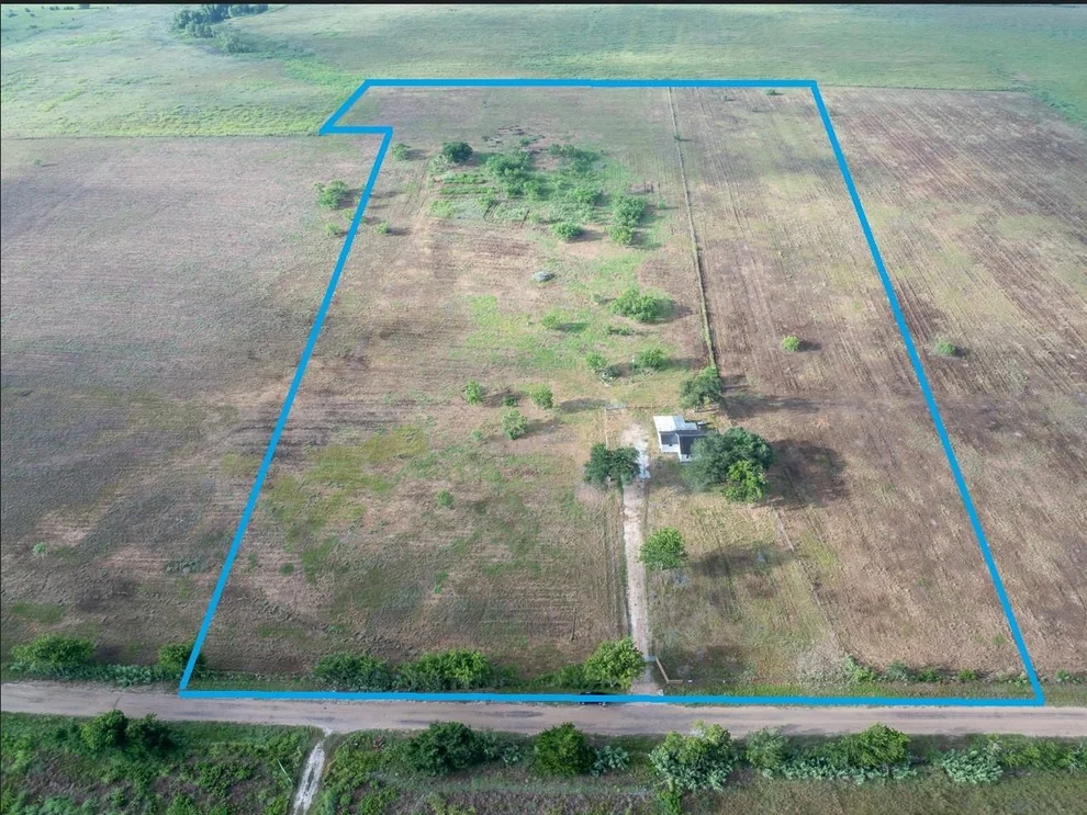Unit for sale at 624 Berger Road, Schulenburg, TX 78945