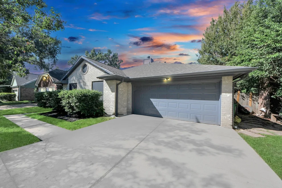 Unit for sale at 6011 Shady Manor Drive, Katy, TX 77449