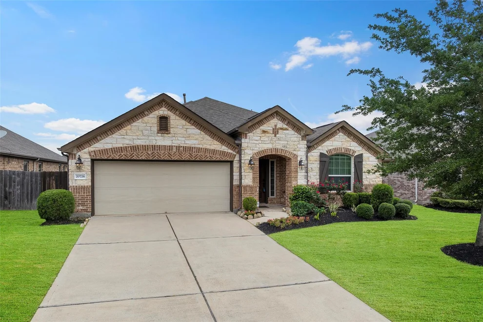 Unit for sale at 20726 Arrow Falls Lane, Richmond, TX 77407
