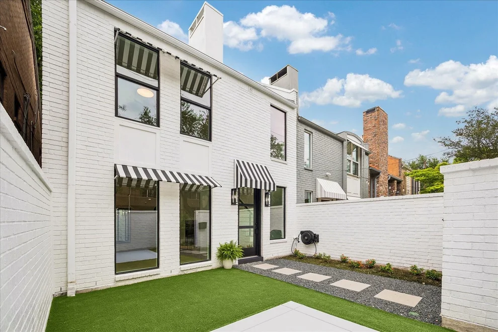 Unit for sale at 5056 Academy Street, Houston, TX 77005