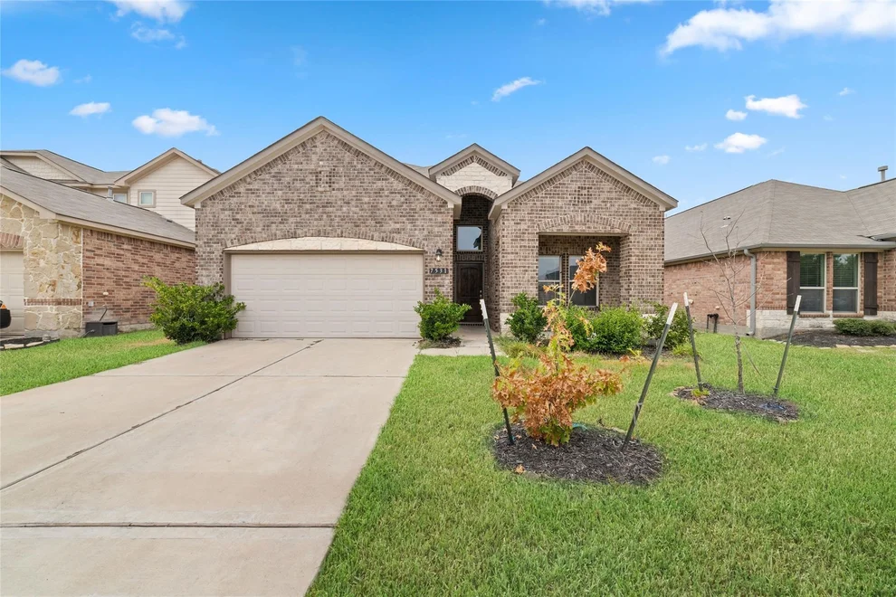 Unit for sale at 7531 Cypress Pin Oak Drive, Cypress, TX 77433