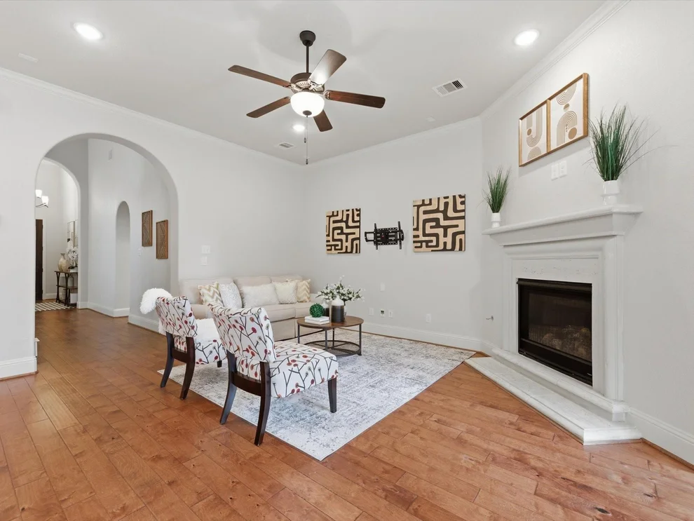 Unit for sale at 13211 Parkway Meadows Drive, Houston, TX 77077