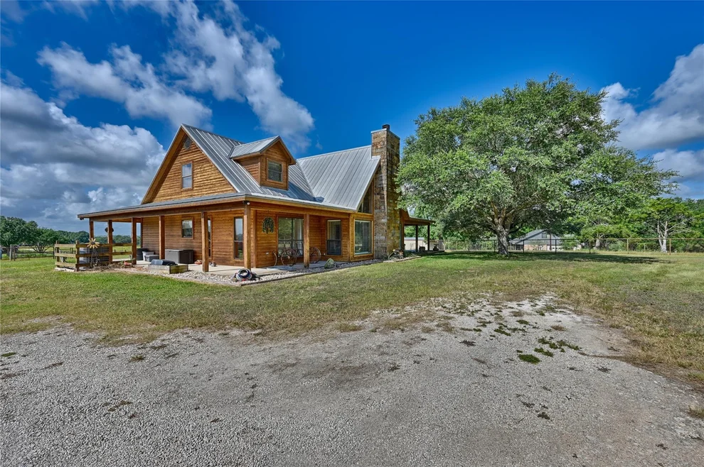 Unit for sale at 3090 Old Navasota Road, Brenham, TX 77833