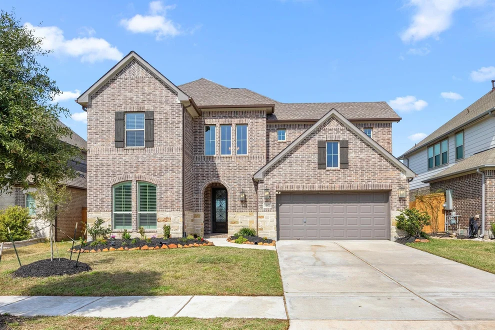 Unit for sale at 32922 Chase William Drive, Brookshire, TX 77423