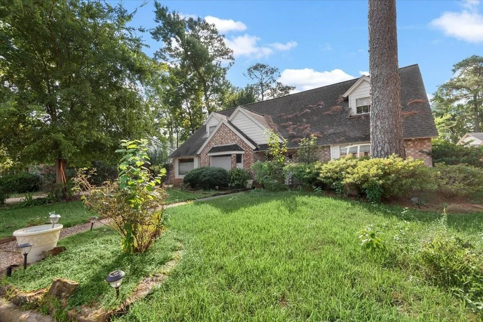 Unit for sale at 1127 Rhine Lane, Houston, TX 77090