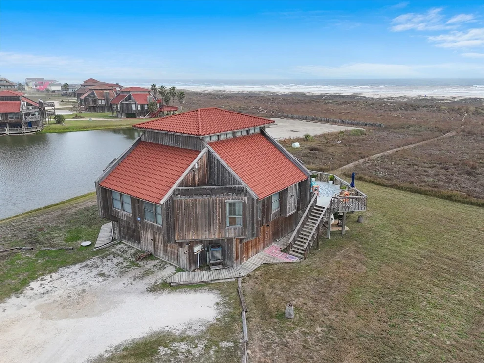 Unit for sale at 189 Private Road 638, Matagorda, TX 77457