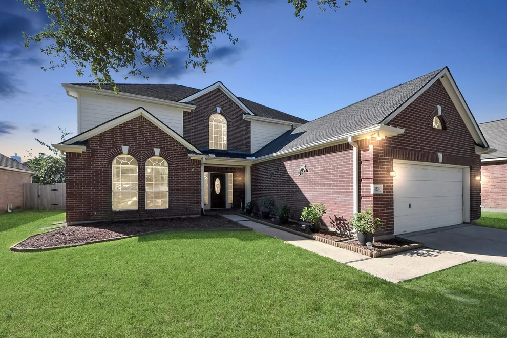 Unit for sale at 13635 Treebank Lane, Houston, TX 77070