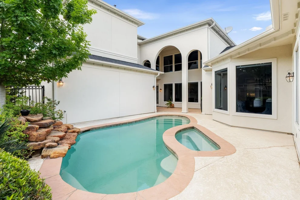 Unit for sale at 70 Blooming Grove Lane, Houston, TX 77077