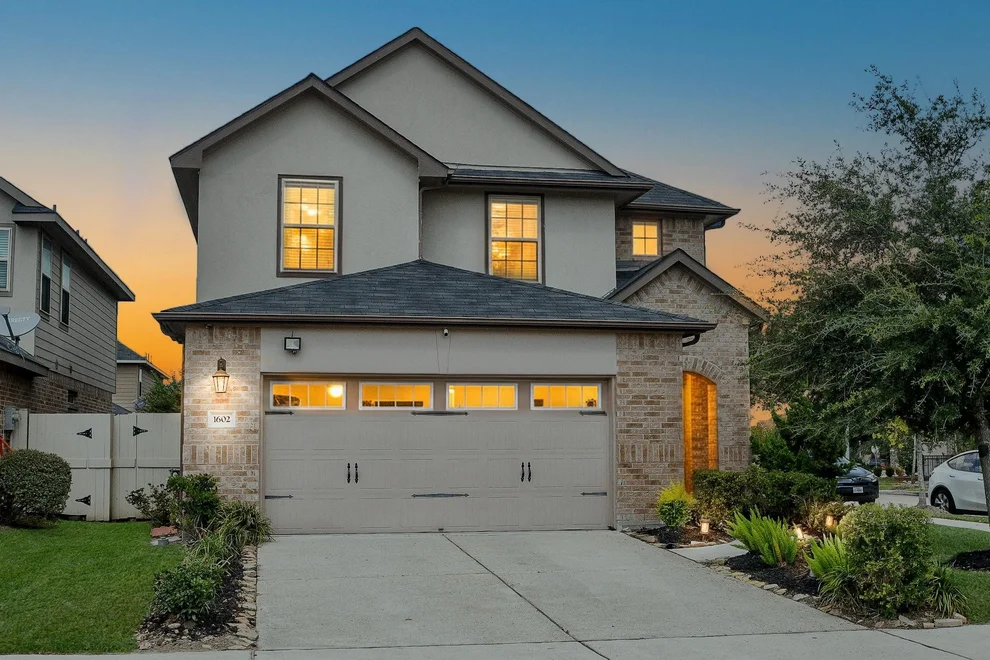 Unit for sale at 1602 N City Oaks Lane, Houston, TX 77047