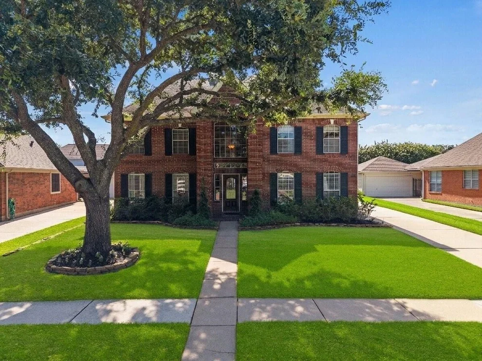 Unit for sale at 11323 Chestnut Woods Trail, Houston, TX 77065