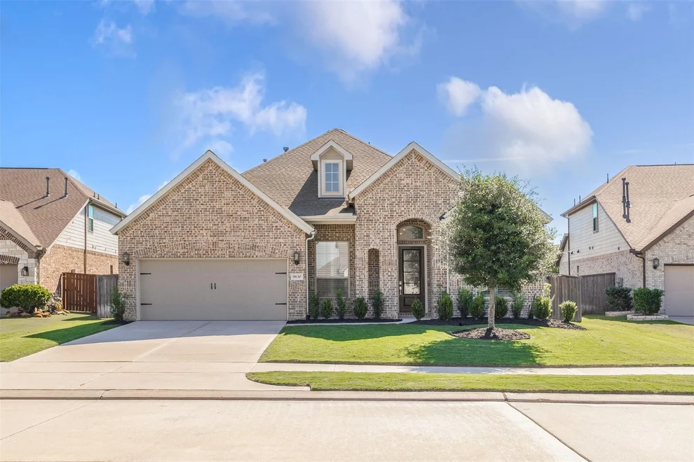 Unit for sale at 9630 Dancing Grass Drive, Richmond, TX 77406