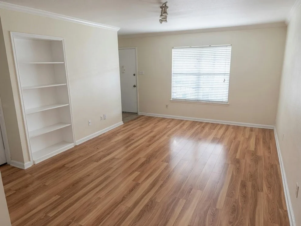 2250 Bering Drive