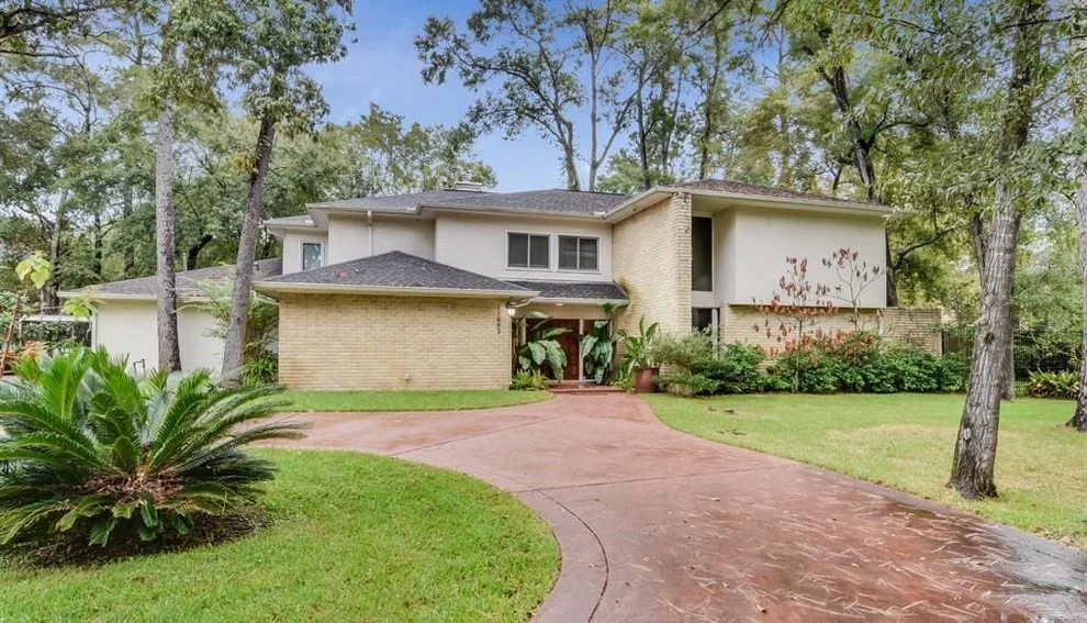 Unit for sale at 11602 Applewood Street, Houston, TX 77024