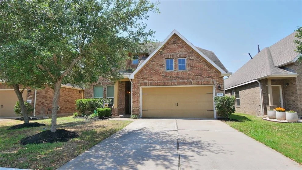 Unit for sale at 20323 Stonebridge Terrace Drive, Richmond, TX 77407