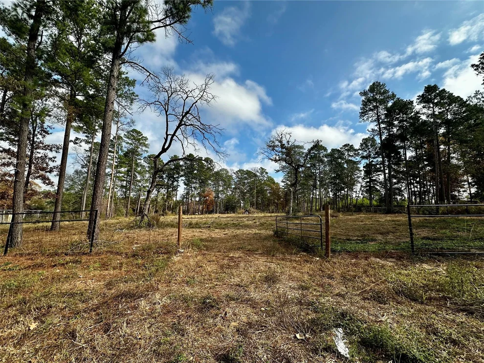 Unit for sale at 15238 Crape Myrtle Lane, Navasota, TX 77868