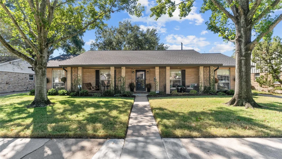 Unit for sale at 5739 Valkeith Drive, Houston, TX 77096