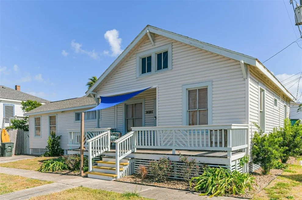Unit for sale at 1312 11th Street, Galveston, TX 77550