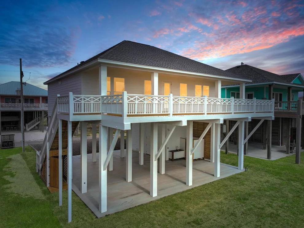 Unit for sale at 2584 Whitecap, Crystal Beach, TX 77650