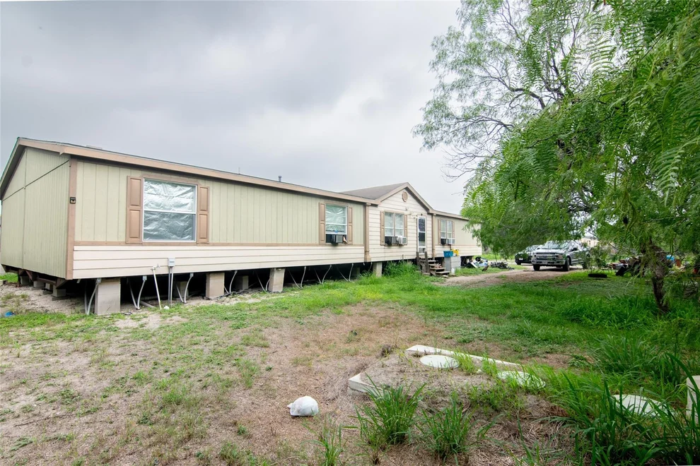 Unit for sale at 8858 County Road 615, Skidmore, TX 78389