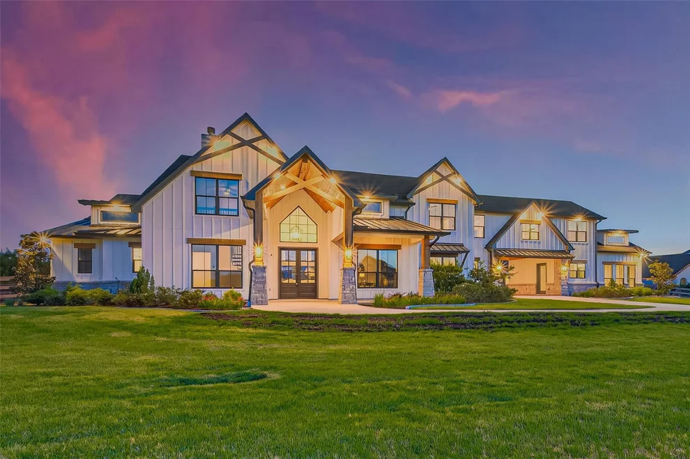 Unit for sale at 8 Little Sorrell Court, Tomball, TX 77377