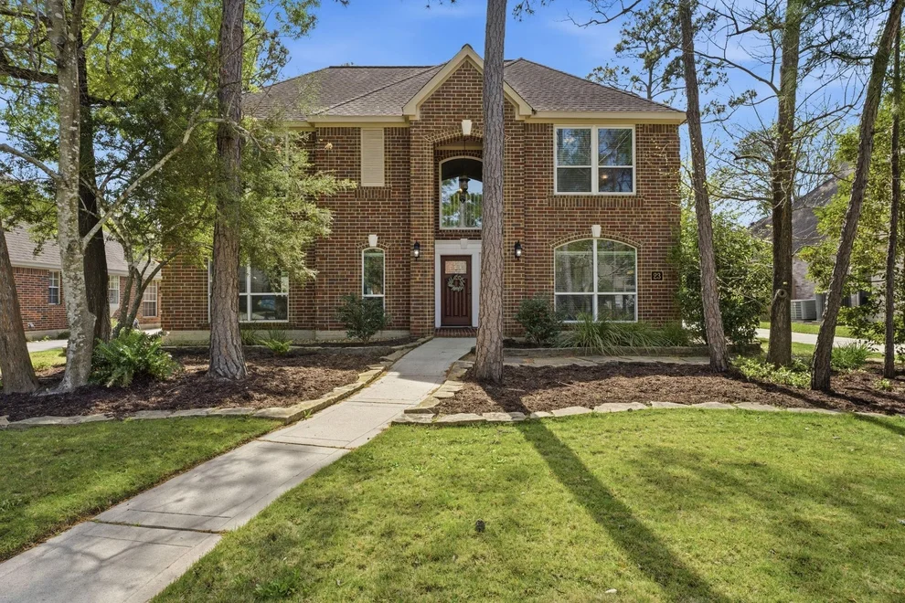 Unit for sale at 23 Sparklewood Place, The Woodlands, TX 77381