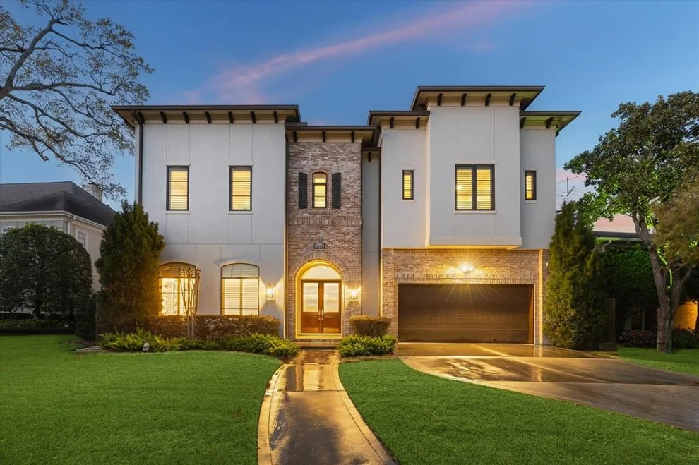 Unit for sale at 2342 Maroneal Street, Houston, TX 77030