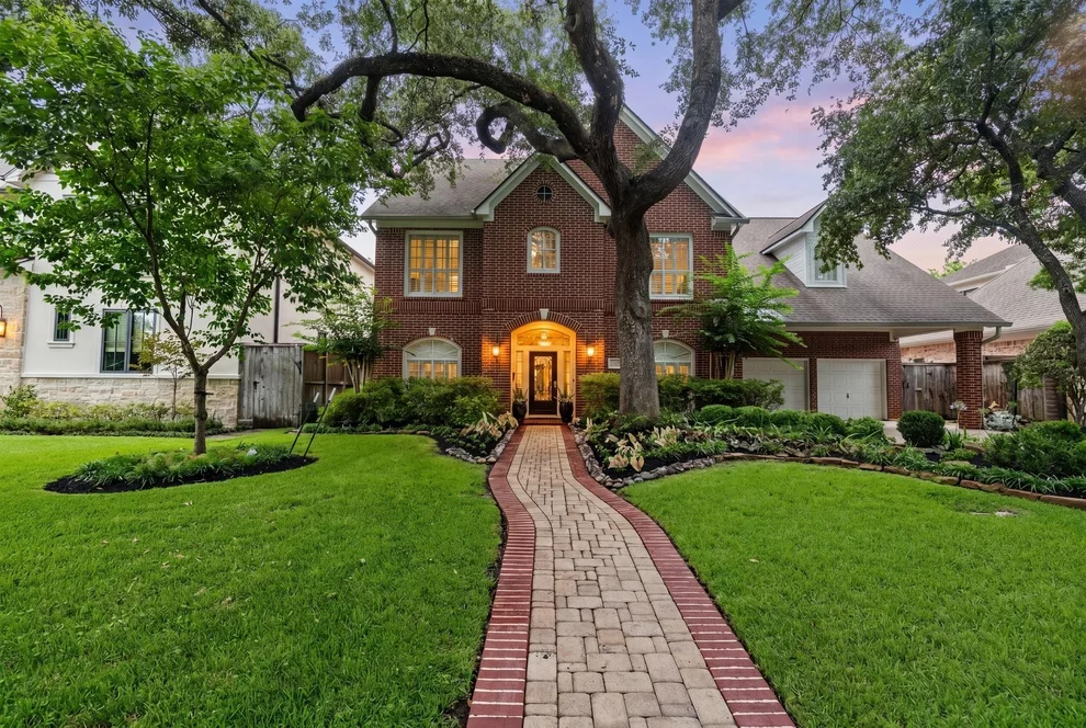 Unit for sale at 4814 Welford Drive, Bellaire, TX 77401