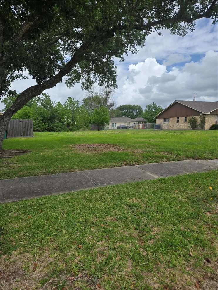 Unit for sale at 0 Swingle Road, Houston, TX 77047