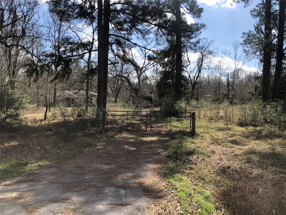 Unit for sale at 13284 Calhoun Road, Conroe, TX 77302