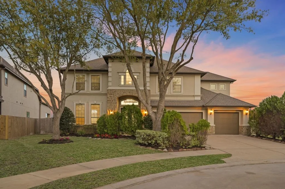 Unit for sale at 2815 Gallion Drive, Sugar Land, TX 77479