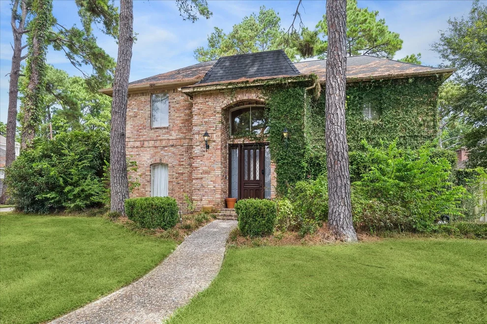 Unit for sale at 16222 Winchmore Hill Drive, Spring, TX 77379
