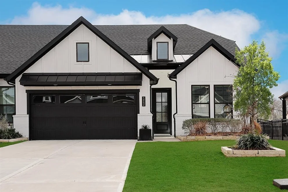 Unit for sale at 14254 Juniper Breeze Court, Willis, TX 77318