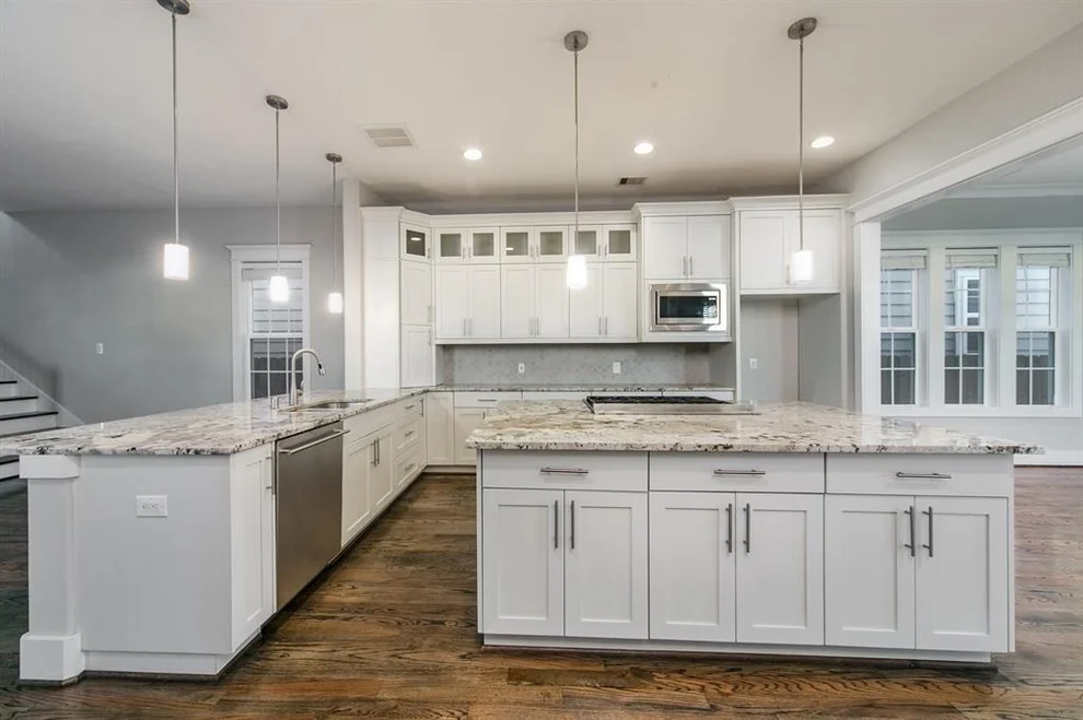 Unit for sale at 402 W 28th Street, Houston, TX 77008