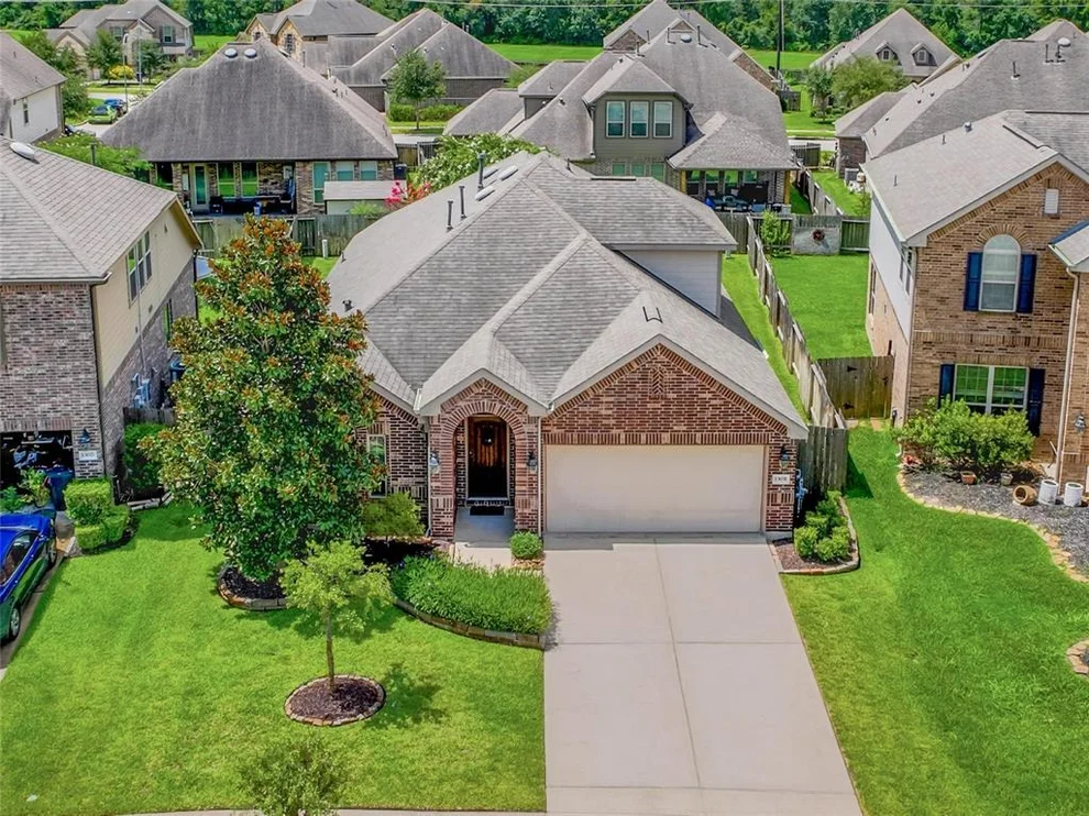 Unit for sale at 13031 Ambrose Reach Lane, Tomball, TX 77377