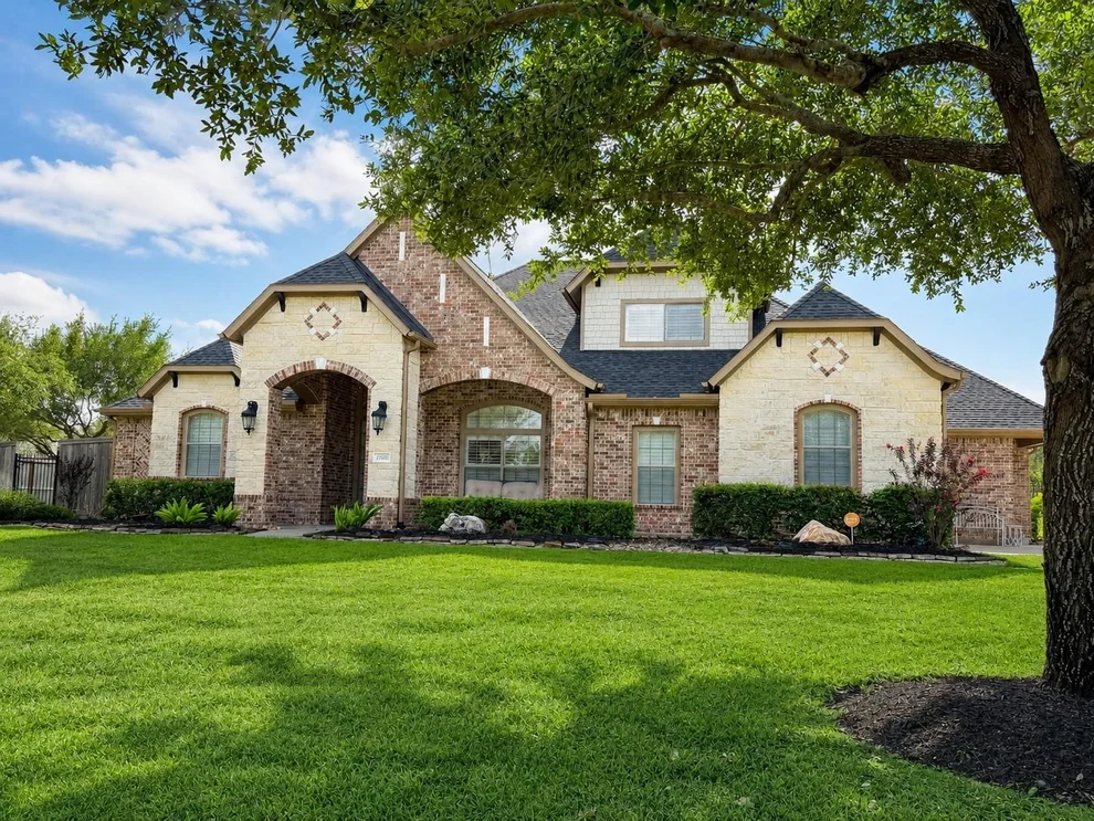 Unit for sale at 17703 Refuge Lake Drive, Cypress, TX 77433