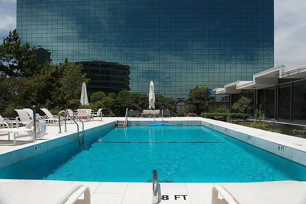 Unit for sale at 5050 Woodway Drive, Houston, TX 77056