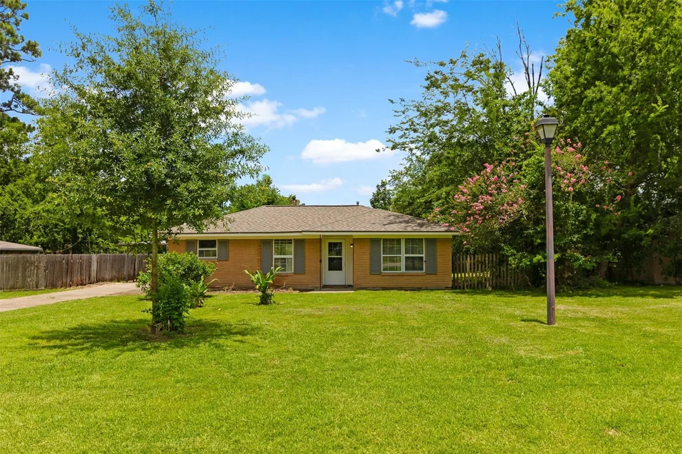Unit for sale at 18108 Wild Oak Drive, Houston, TX 77090