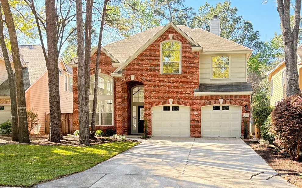 Unit for sale at 11 Lyreleaf, The Woodlands, TX 77382